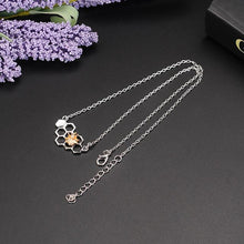 Load image into Gallery viewer, Honeycomb Necklace