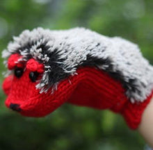 Load image into Gallery viewer, Hedgehog Mittens