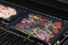 Load image into Gallery viewer, Non-Stick Mesh Grill Bag
